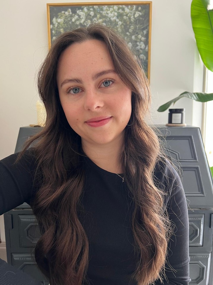 Hannah operations director at Social Buzzing