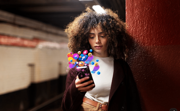 When Should a Small Business Outsource Social Media Management
